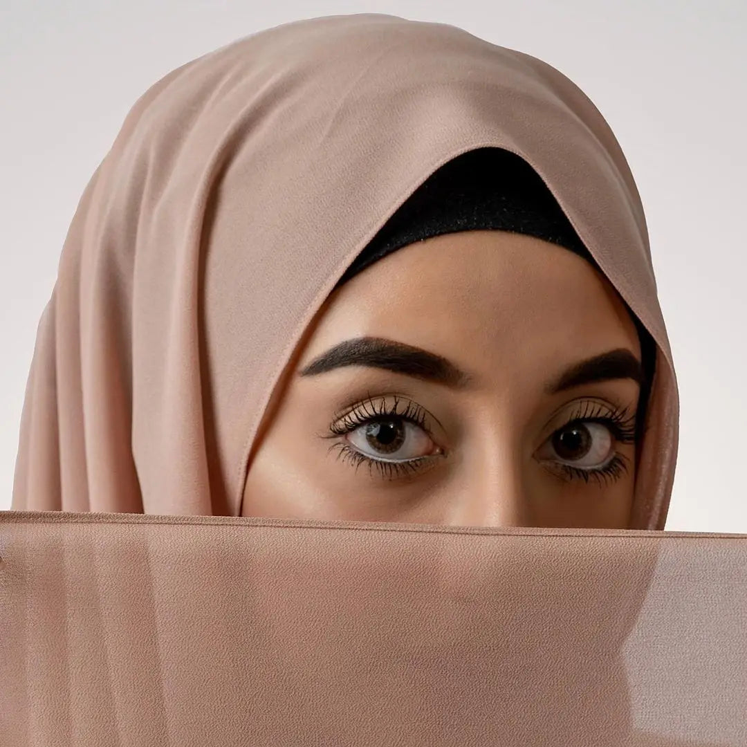 Ready-to-Wear Chiffon Hijab – Elegant Solid Color Instant Headscarf