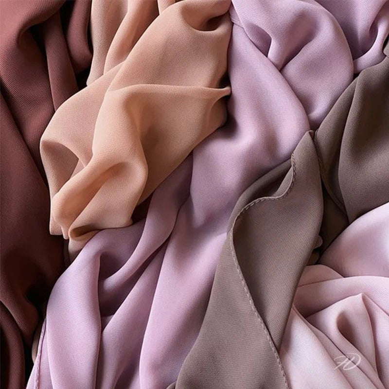 Ready-to-Wear Chiffon Hijab – Elegant Solid Color Instant Headscarf