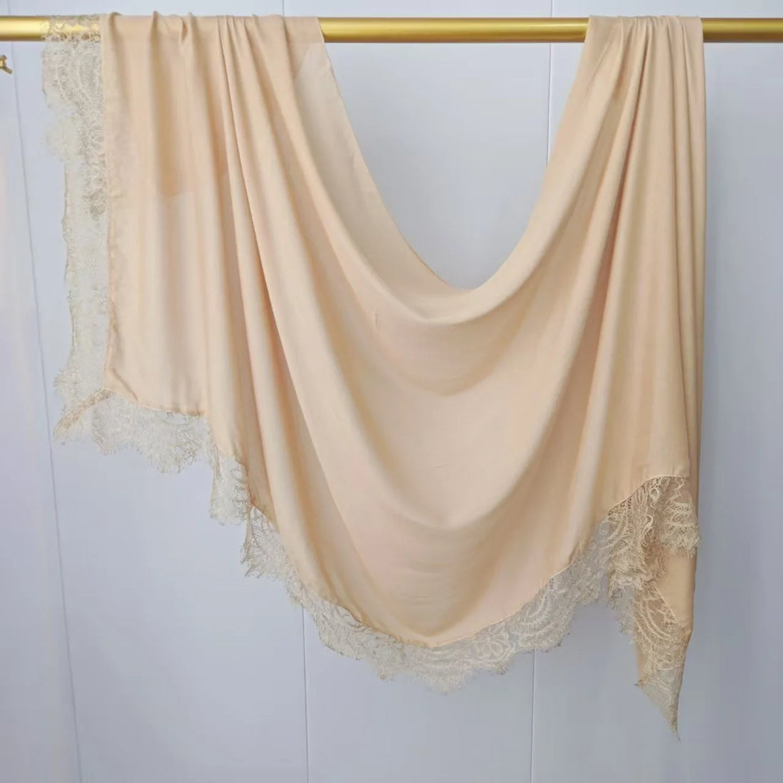 Lace Edge Modal Hijab Scarf – Breathable Cotton Turban Shawl