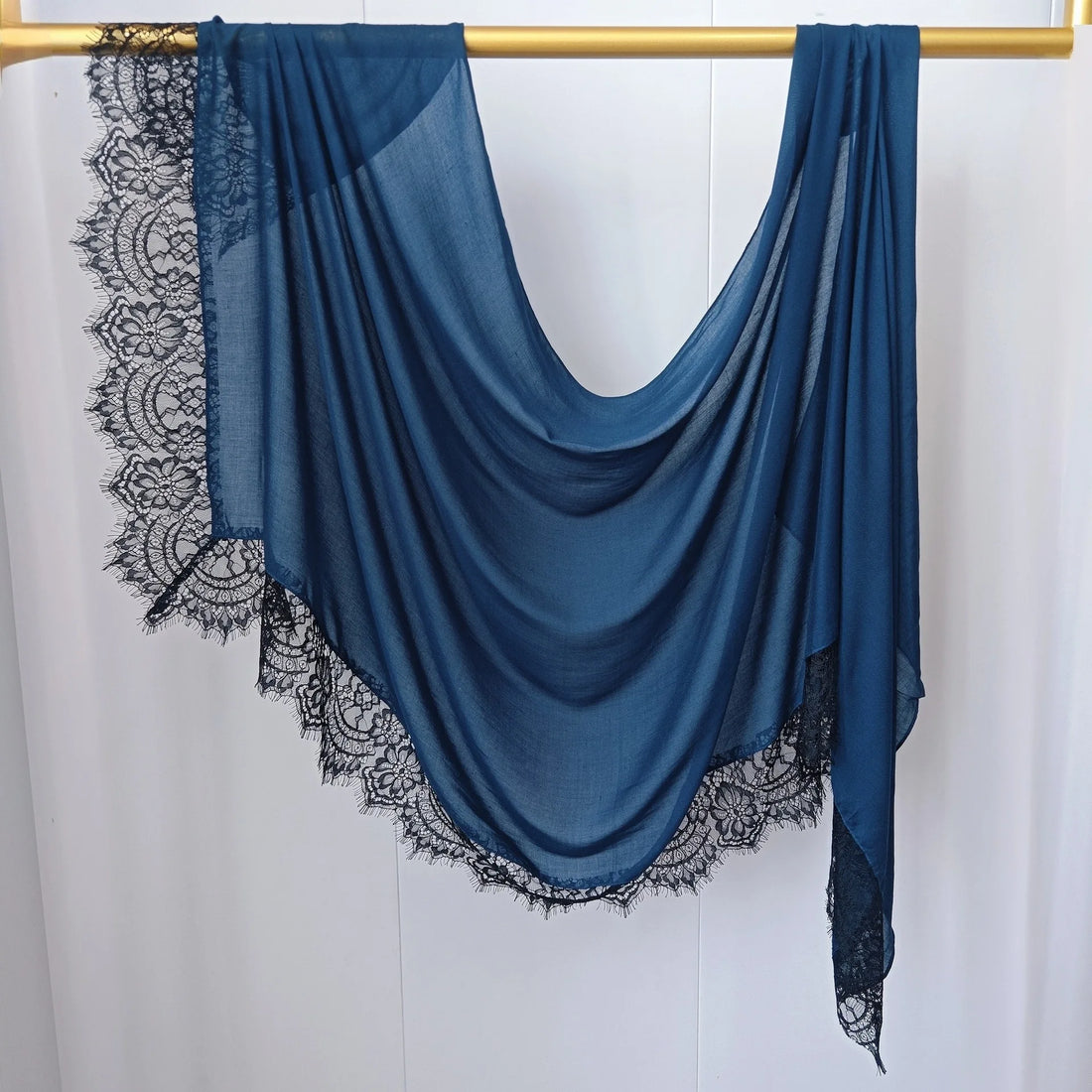 Lace Edge Modal Hijab Scarf – Breathable Cotton Turban Shawl