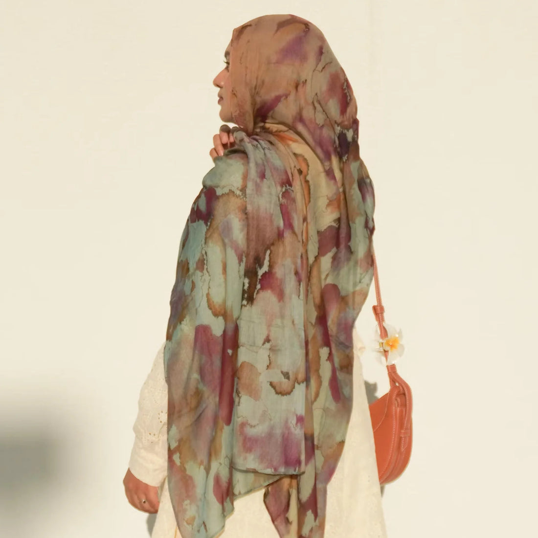 Watercolor Print Hijab – Soft Bohemian Floral Shawl Scarf