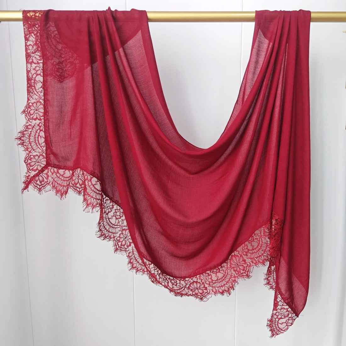 Lace Edge Modal Hijab Scarf – Breathable Cotton Turban Shawl