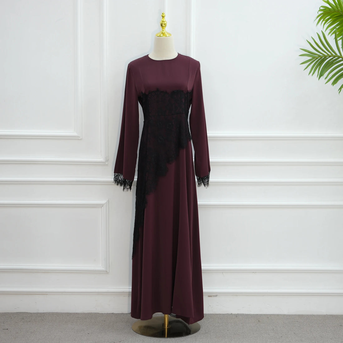 Summer Black Lace Overlay Feminine Modest Slim-Fit Muslimah Dress