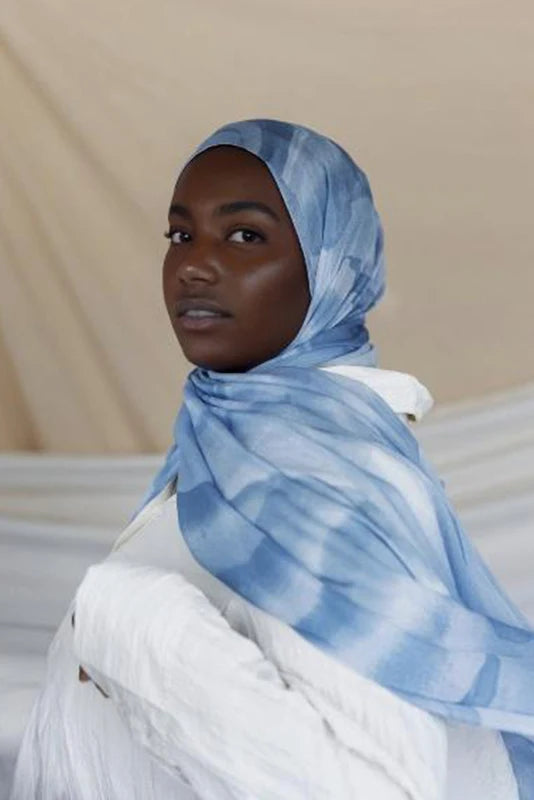 Watercolor Print Hijab – Soft Bohemian Floral Shawl Scarf