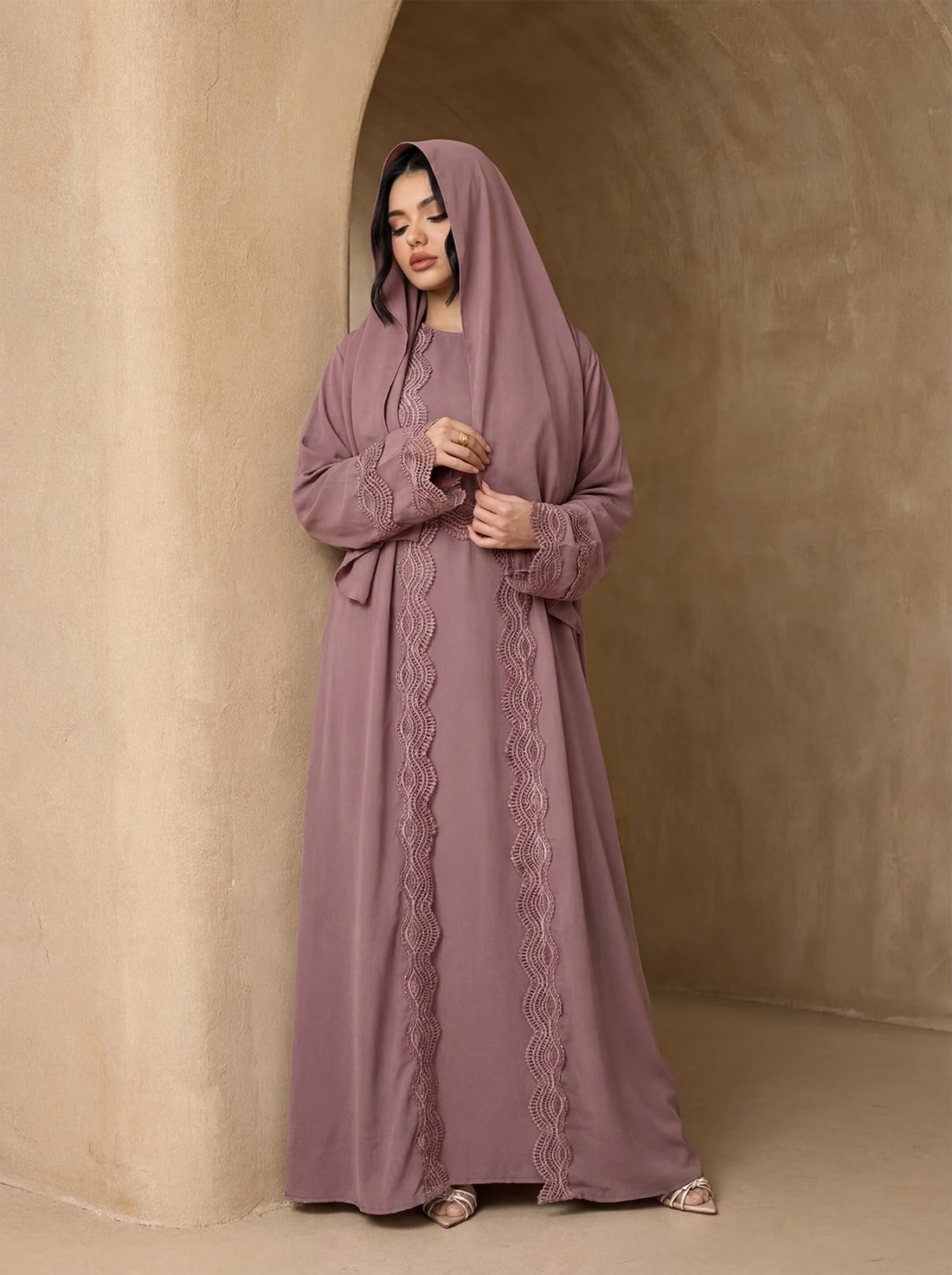 3-Piece Lace Trim Open Abaya Set – Modest Dress with Hijab & Belt