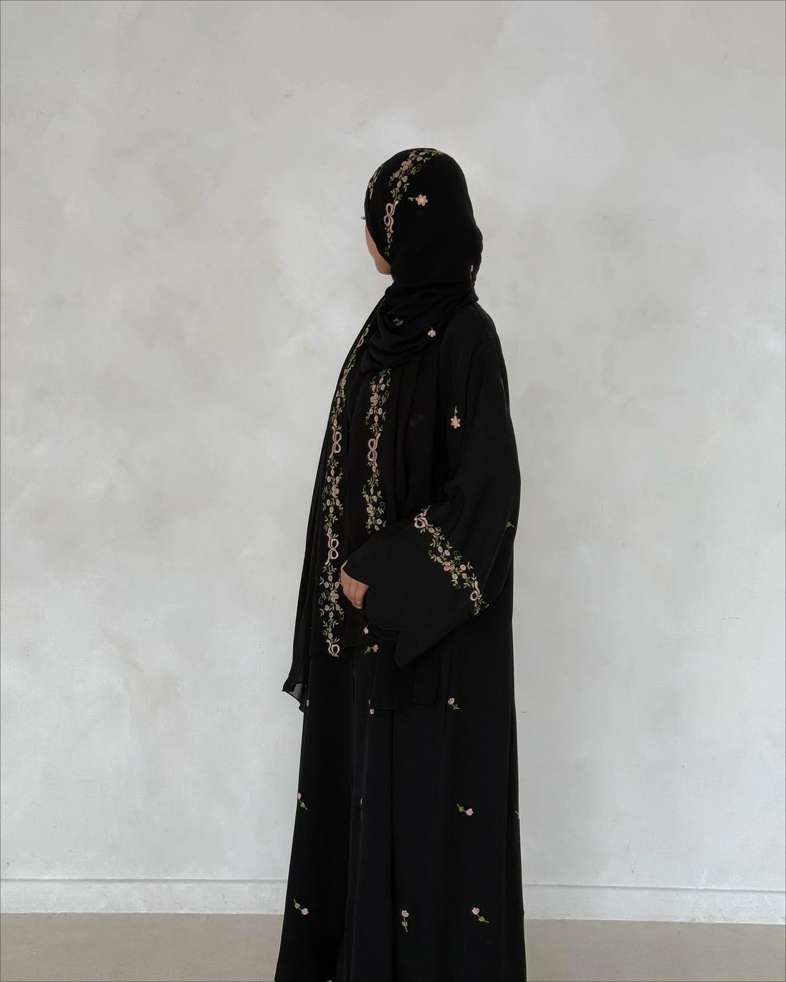 Luxurious Floral Embroidery Hijab Dress for Muslim Women
