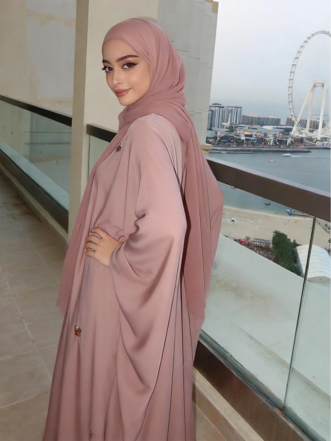 Women's Elegant Islamic Clothing, Pink Embroidered Robe