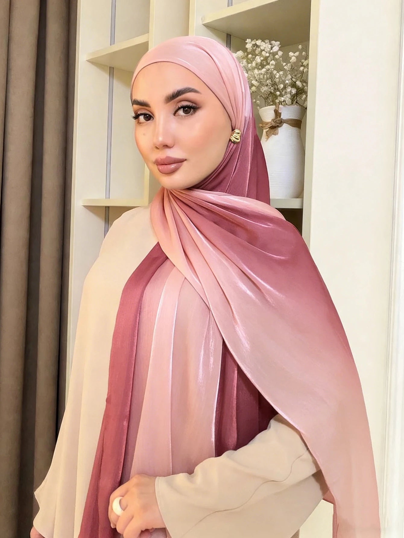 Luxury Two-Tone Gradient Satin Hijab – Elegant Shimmering Headscarf
