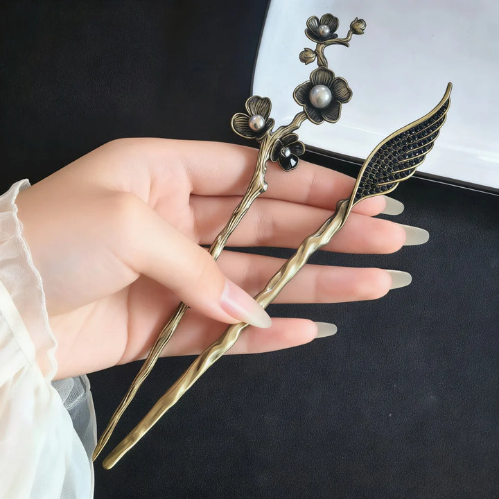 Vintage Floral Metal Hair Stick – Elegant Alloy Hair Fork for Women & Girls