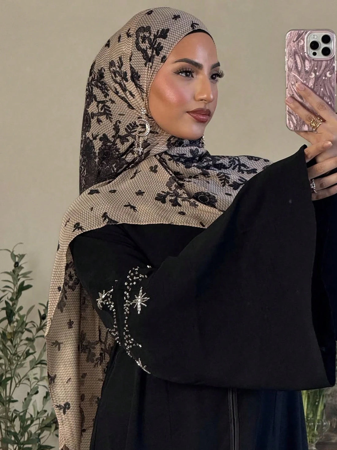 Watercolor Print Hijab – Soft Bohemian Patterned Shawl Scarf