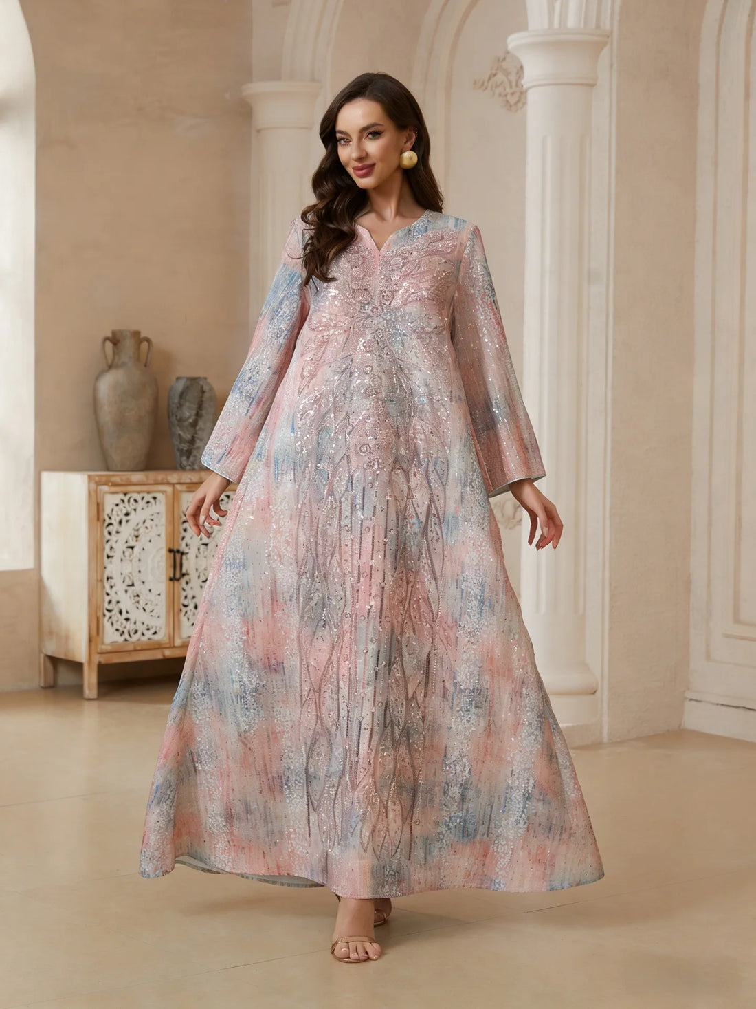 Saudi Embroidered Bead Robe – Dubai Elegant Dress
