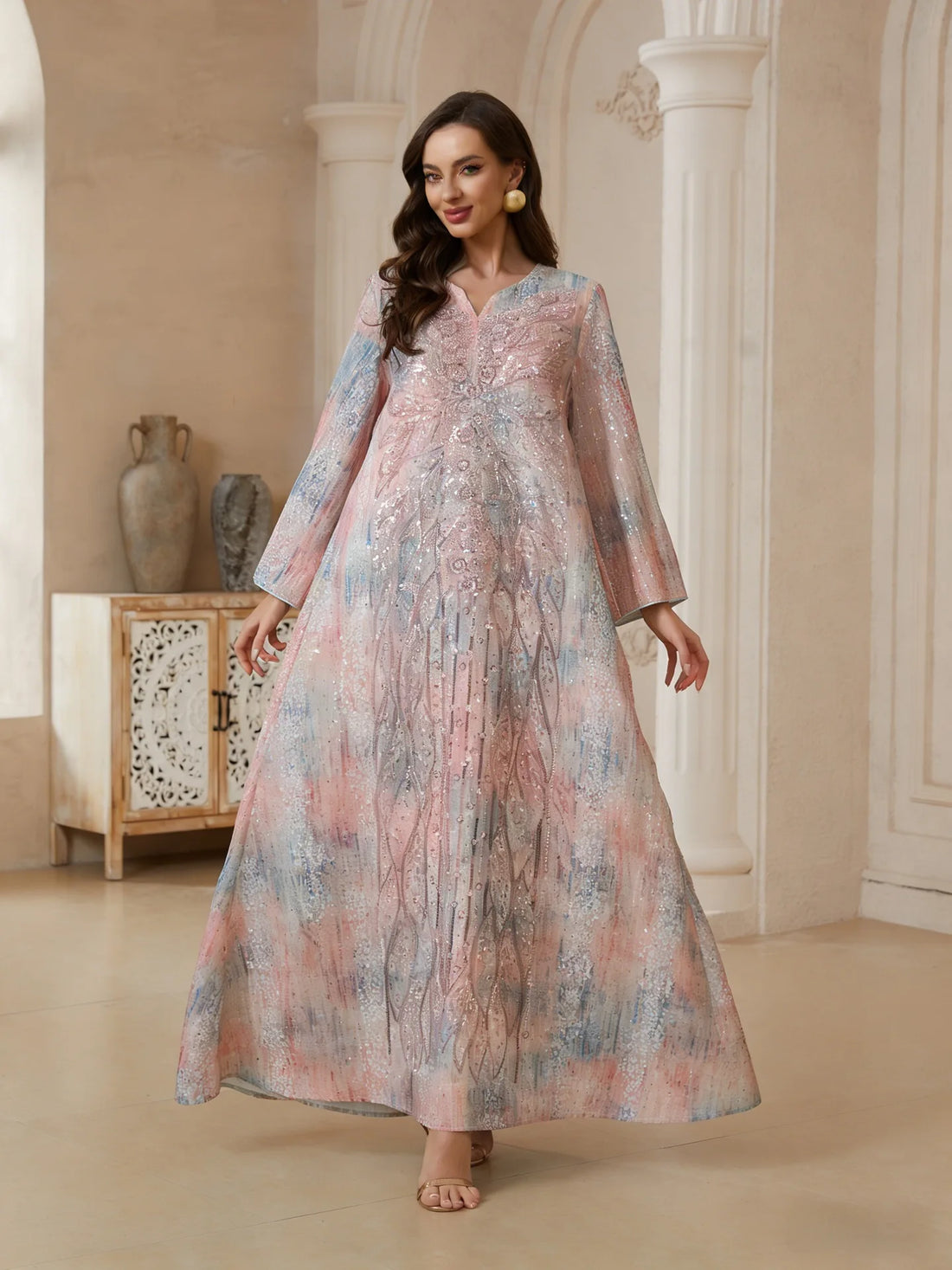 Saudi Embroidered Bead Robe – Dubai Elegant Dress