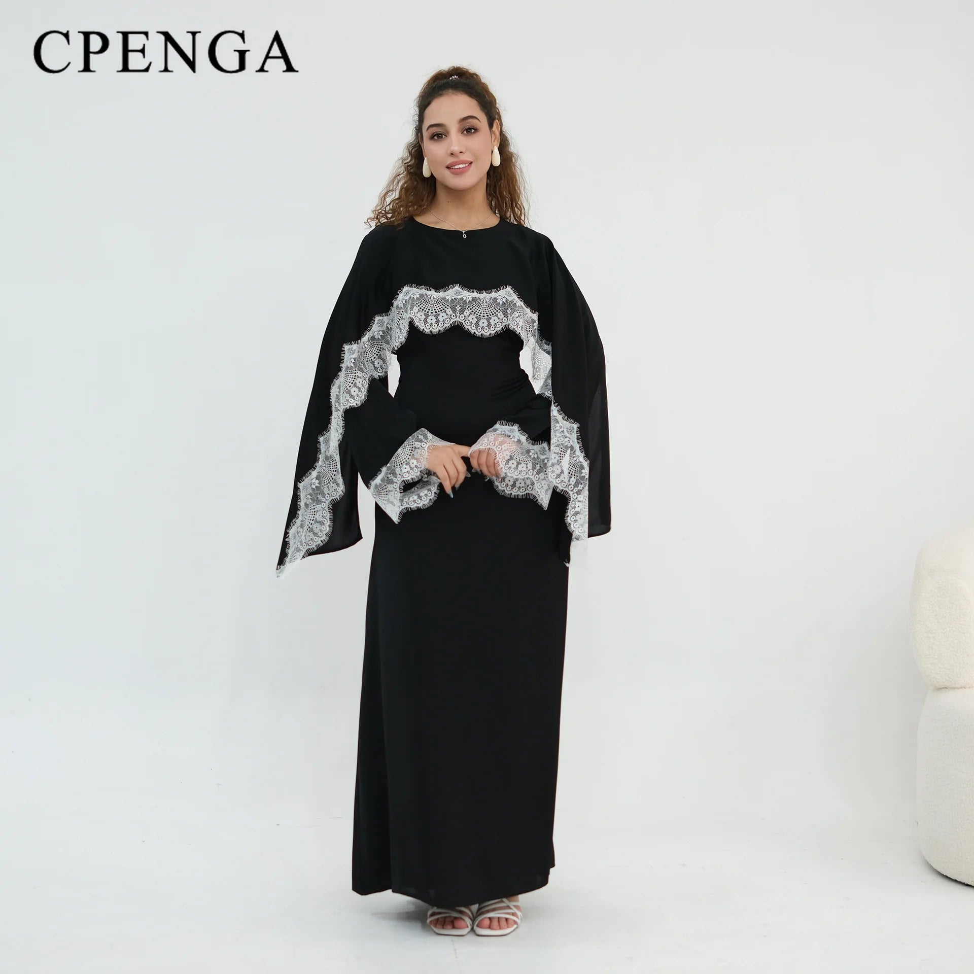 Luxury Lace Edge Abaya with Shoulder Patchwork & Waist-Cinching Design