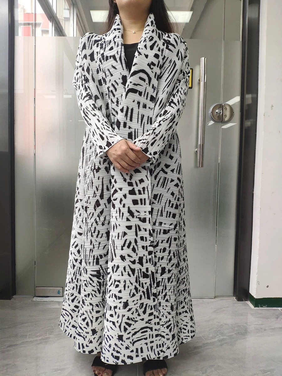 Miyake Pleated Abaya Coat – Vintage Print Designer Jacket