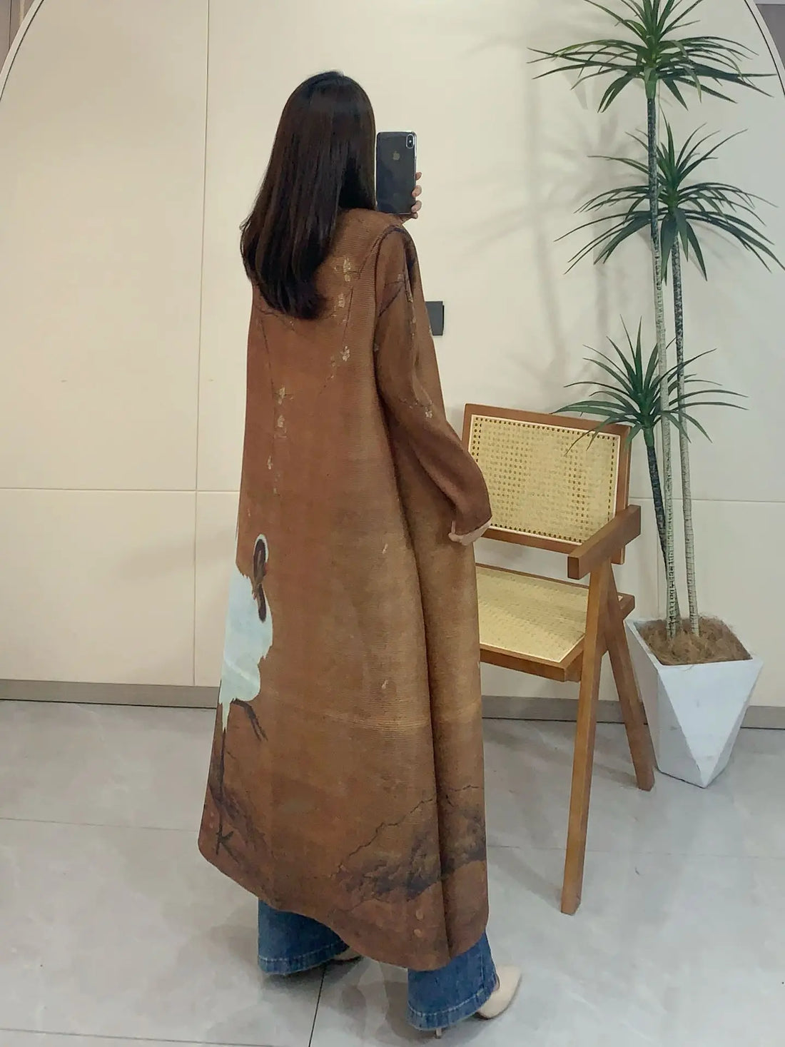 Miyaki Pleated Abaya Robe – Elegant Dubai Long Cardigan