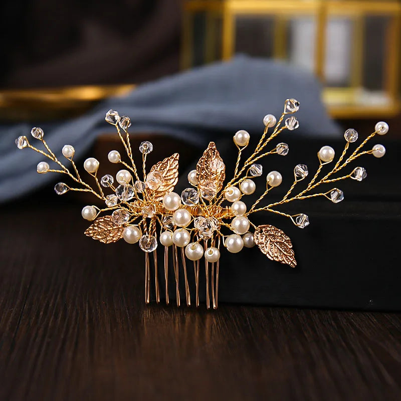 Bridal Pearl Hair Comb – Elegant White Pearl Headpiece for Women