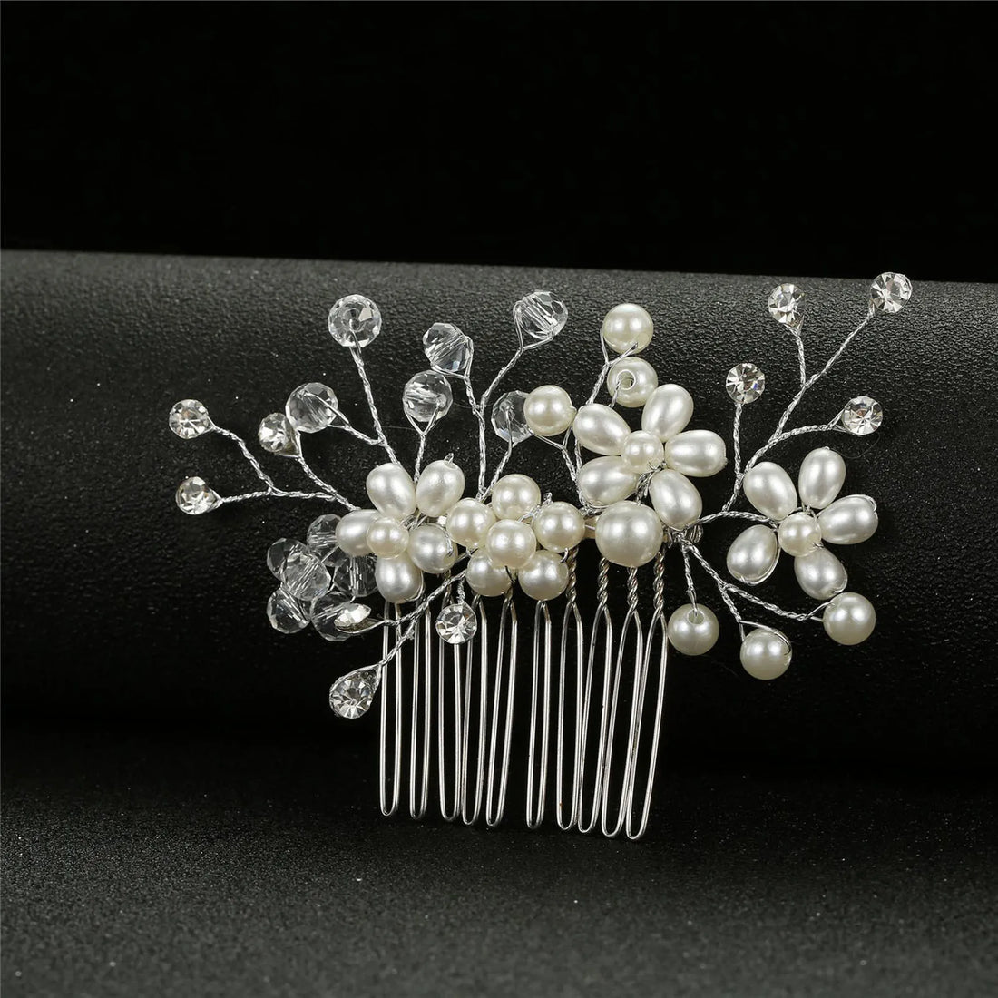 Elegant Pearl Hair Comb – Handmade Bridal Hairpin for Women & Girls