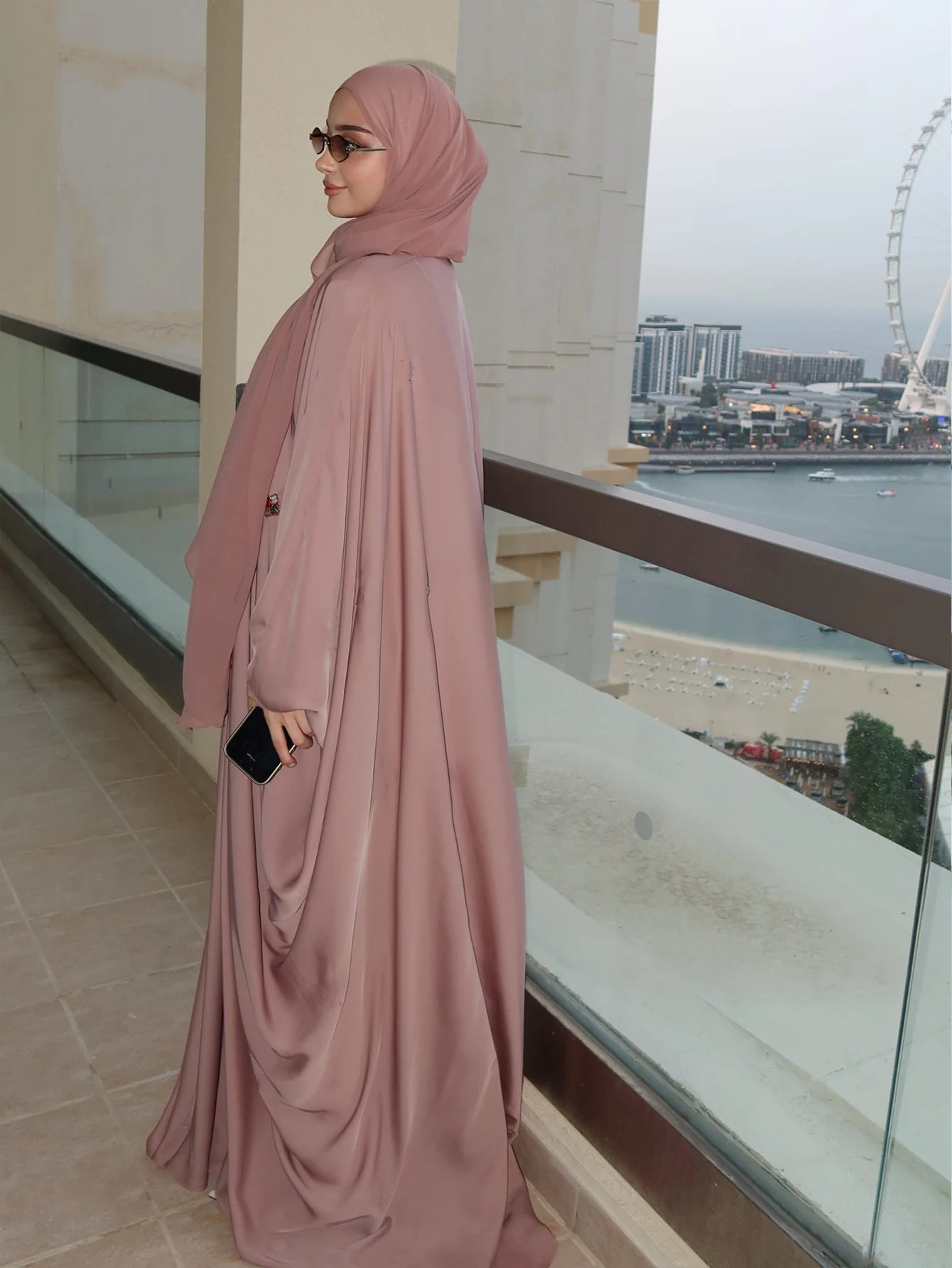 Women's Elegant Islamic Clothing, Pink Embroidered Robe