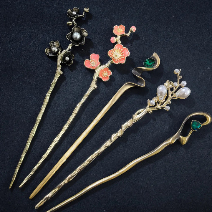 Vintage Floral Metal Hair Stick – Elegant Alloy Hair Fork for Women & Girls