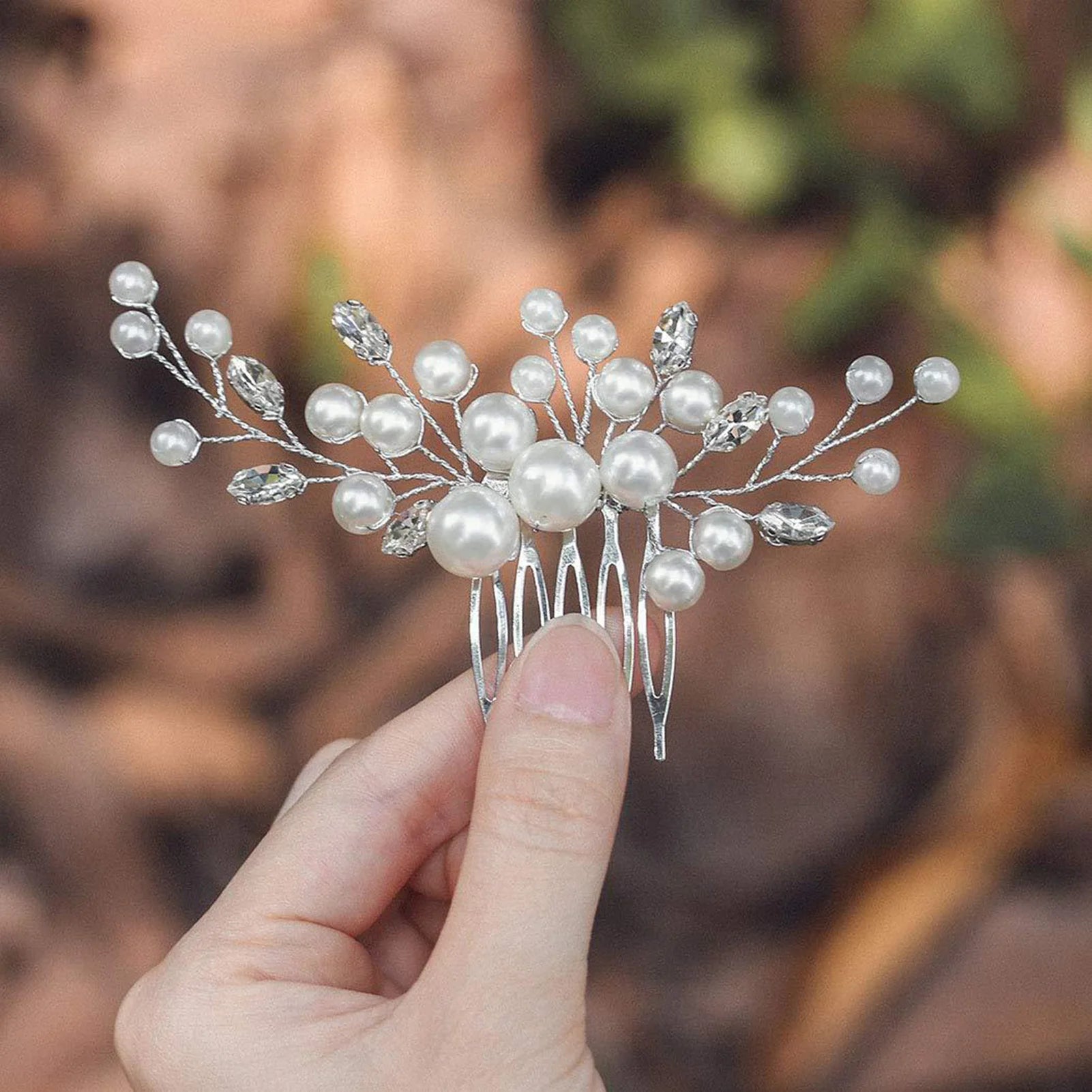 Bridal Pearl Hair Comb – Elegant White Pearl Headpiece for Women