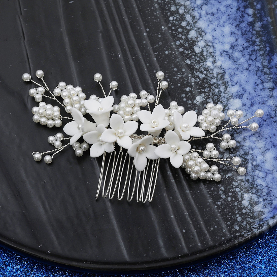 Elegant Pearl Hair Comb – Handmade Bridal Hairpin for Women & Girls