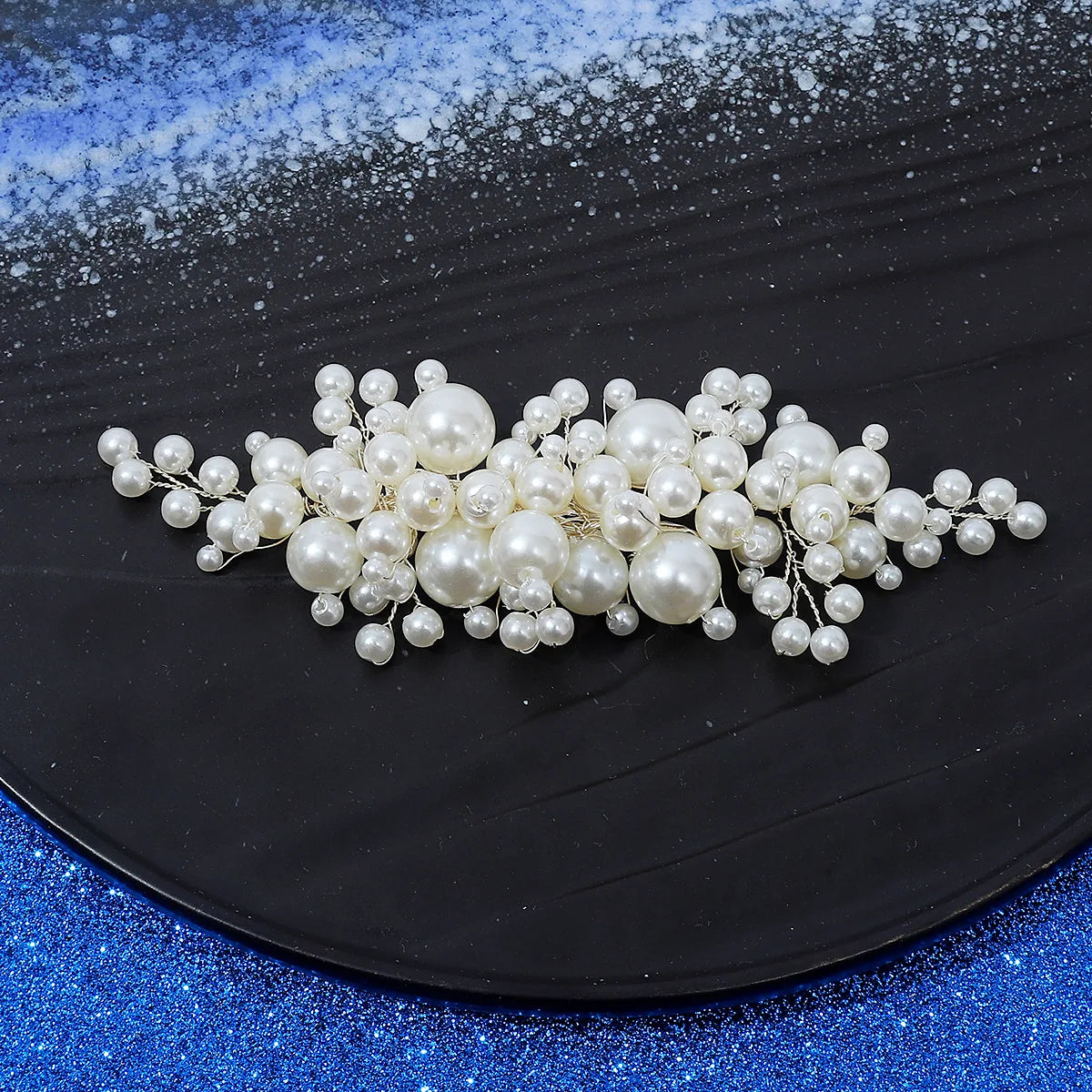 Elegant Pearl Hair Comb – Handmade Bridal Hairpin for Women & Girls