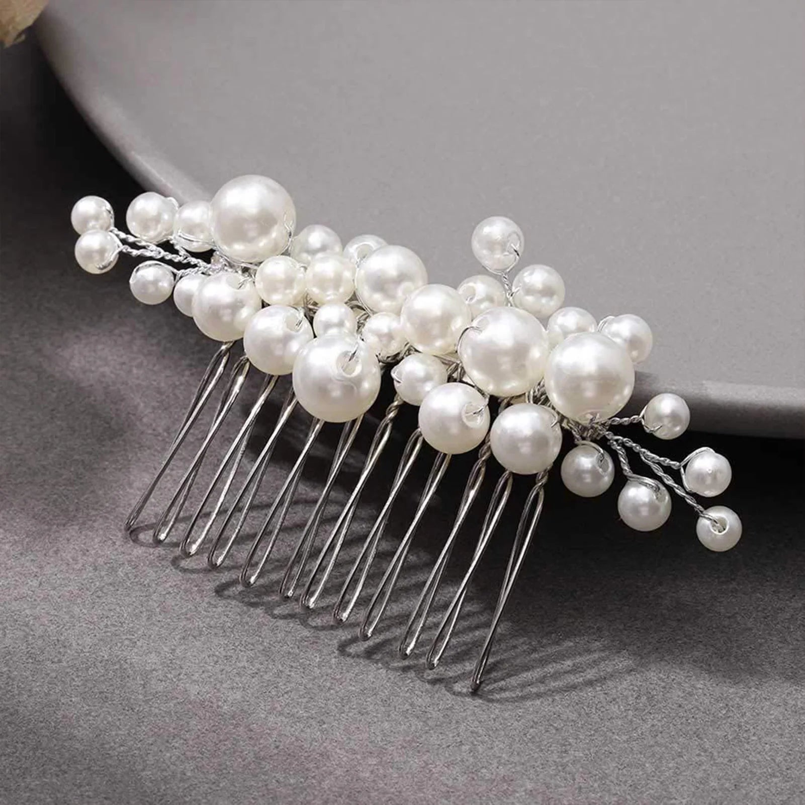 Bridal Pearl Hair Comb – Elegant White Pearl Headpiece for Women