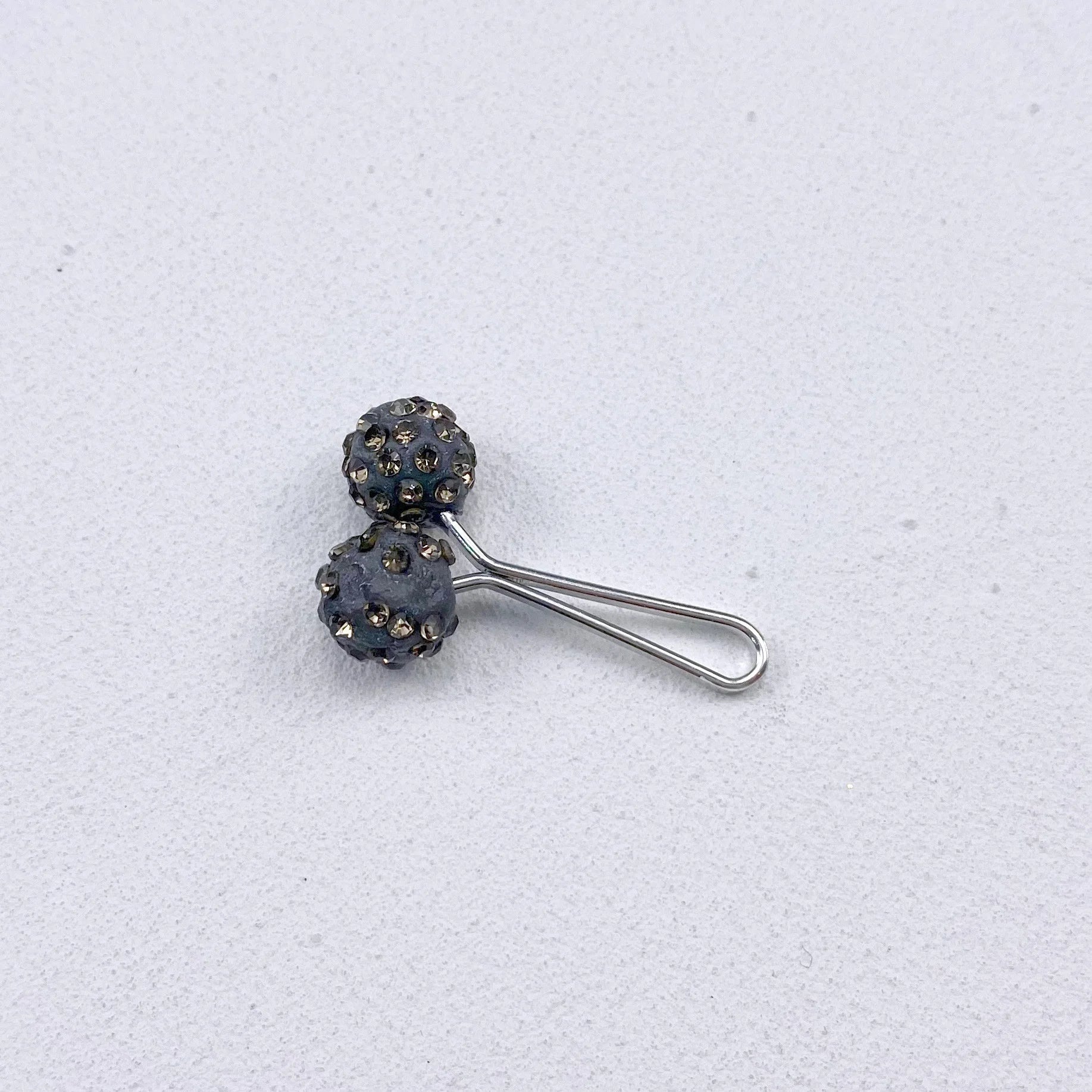 2-Piece Crystal U-Shaped Hijab Pins – Elegant Scarf Clips for Women