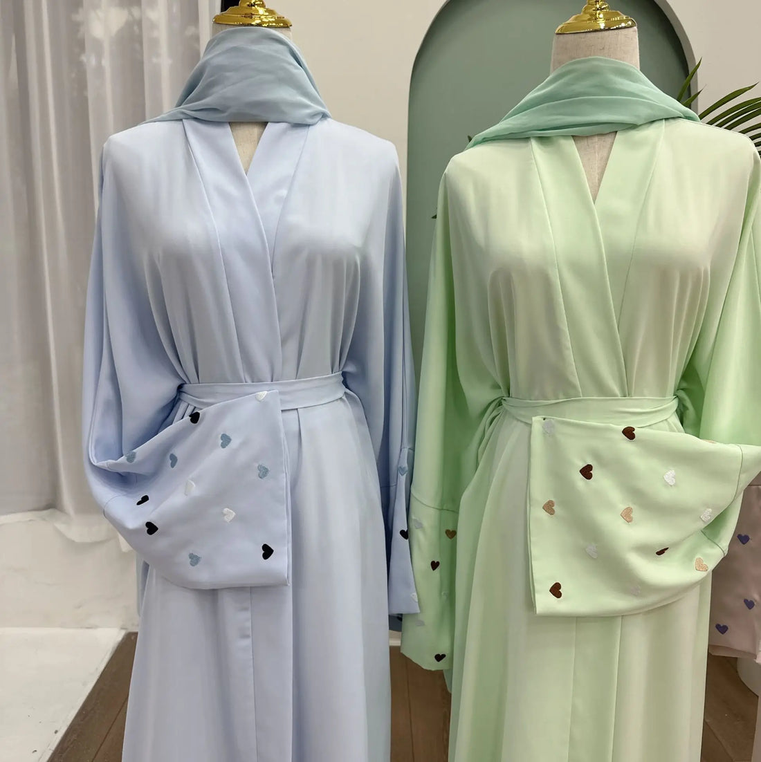 Women Heart Embroidery Long Sleeved Cardigan Muslim Abaya