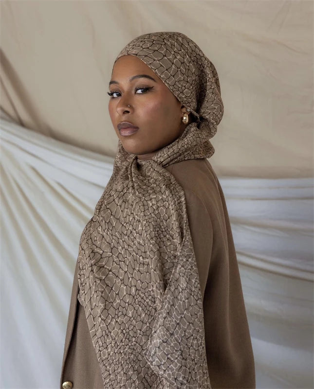 Watercolor Print Hijab – Soft Bohemian Floral Shawl Scarf