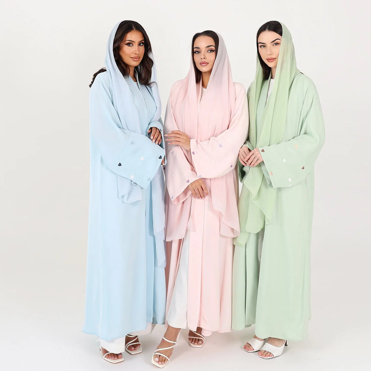 Women Heart Embroidery Long Sleeved Cardigan Muslim Abaya