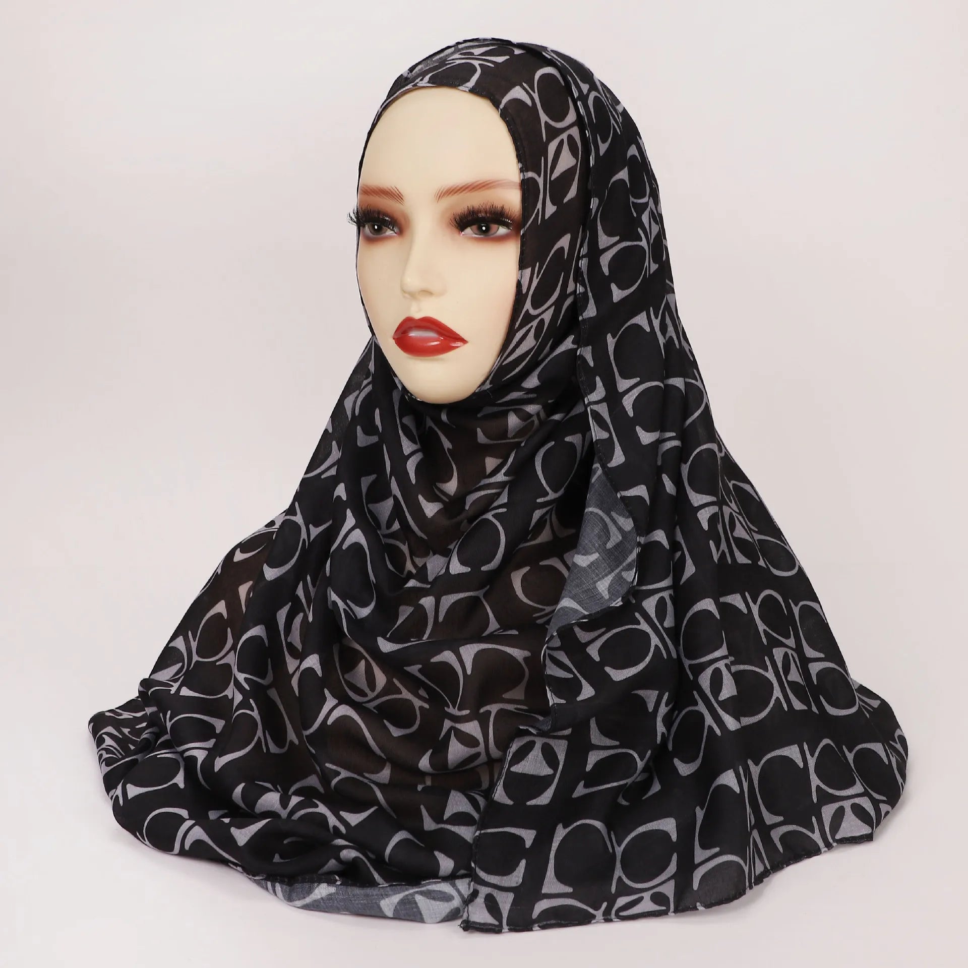 Watercolor Print Hijab – Soft Bohemian Floral Shawl Scarf