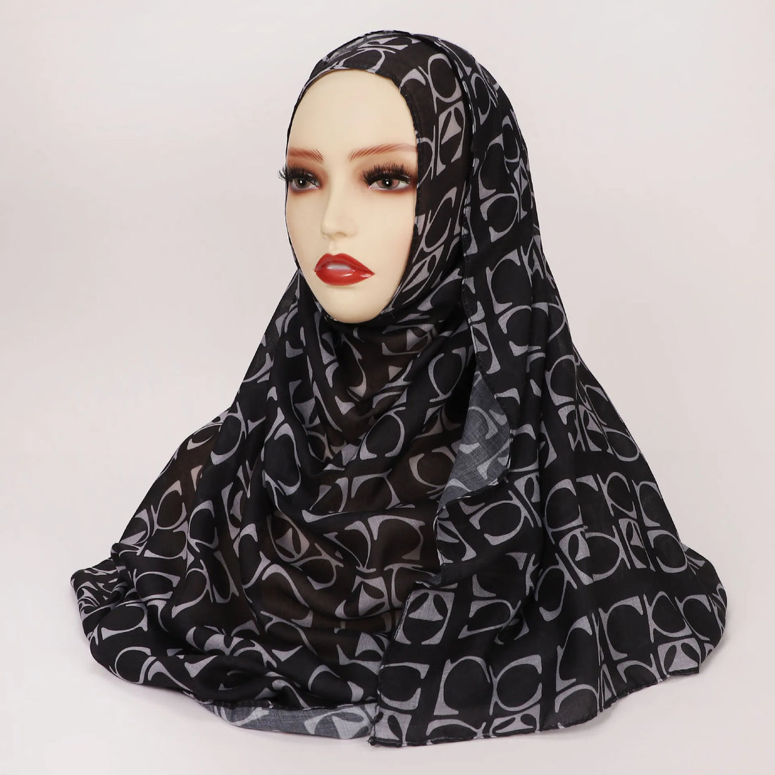Watercolor Print Hijab – Soft Bohemian Floral Shawl Scarf