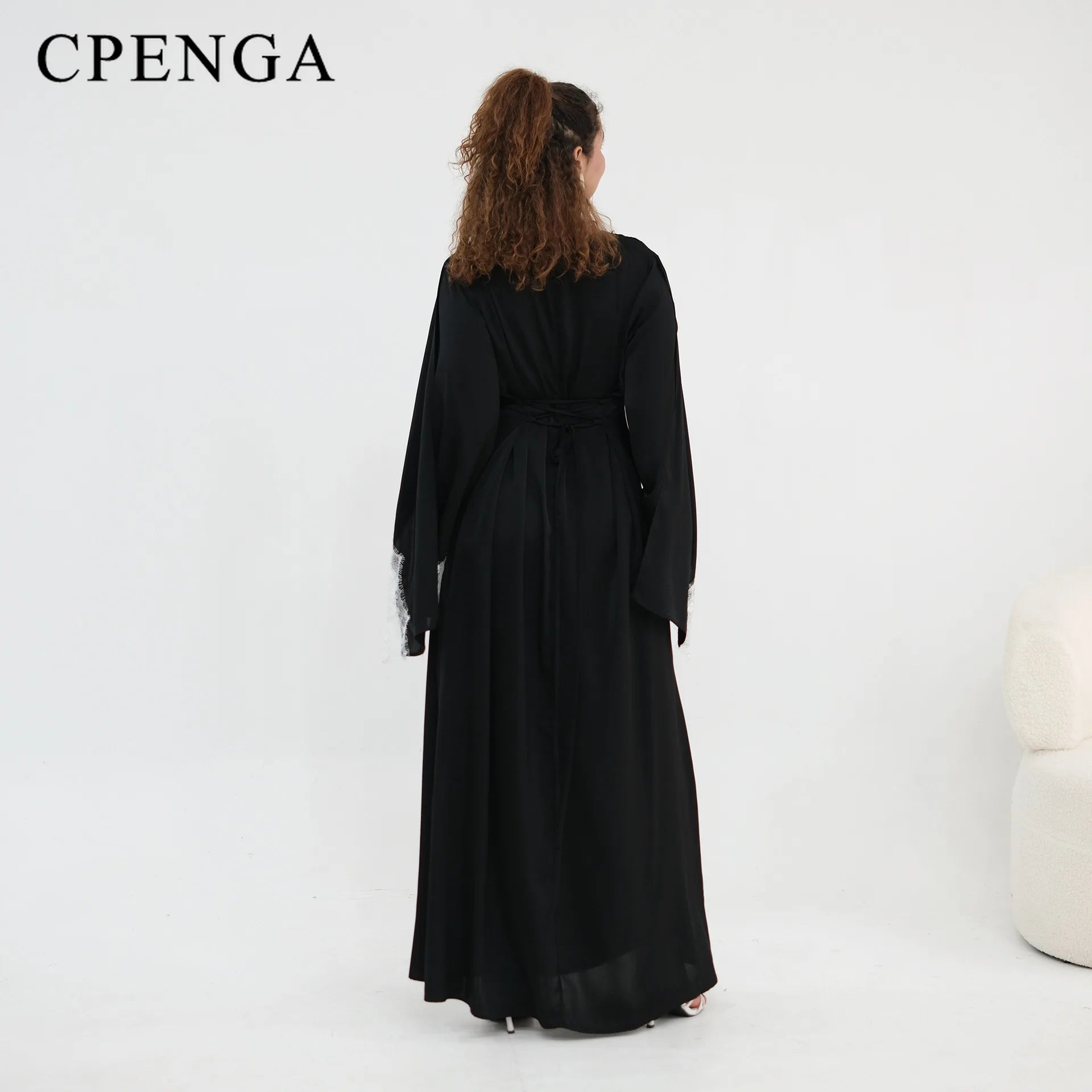 Luxury Lace Edge Abaya with Shoulder Patchwork & Waist-Cinching Design