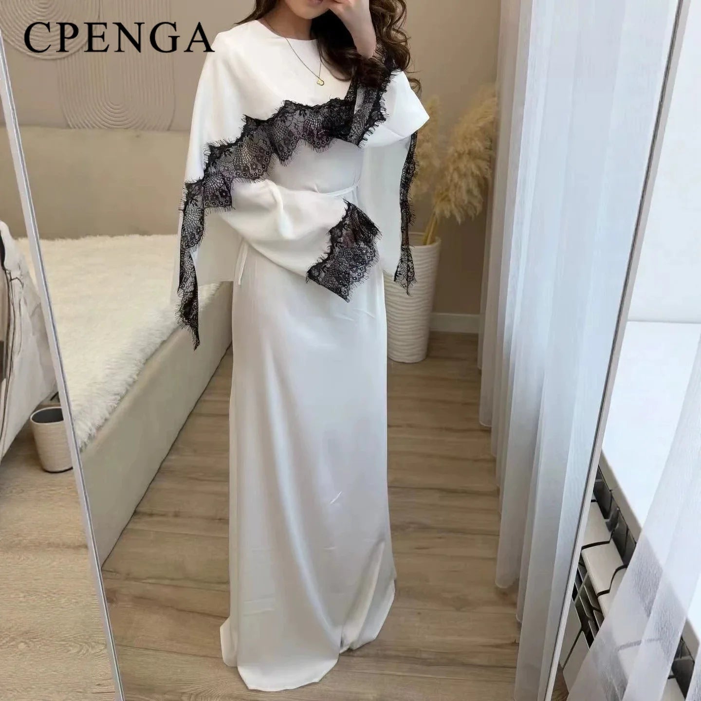 Luxury Dubai Abaya with Lace Shawl for Muslim Women