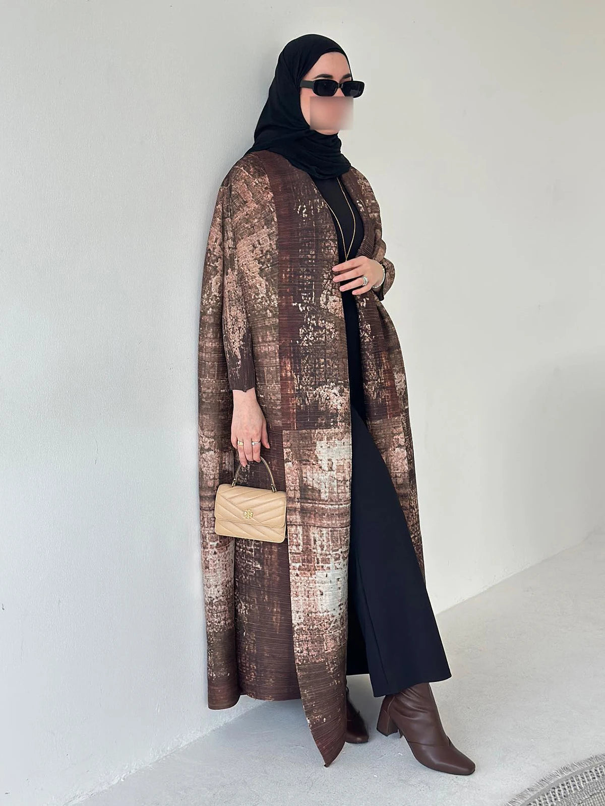 Miyake Pleated Abaya Coat – Vintage Print Designer Jacket