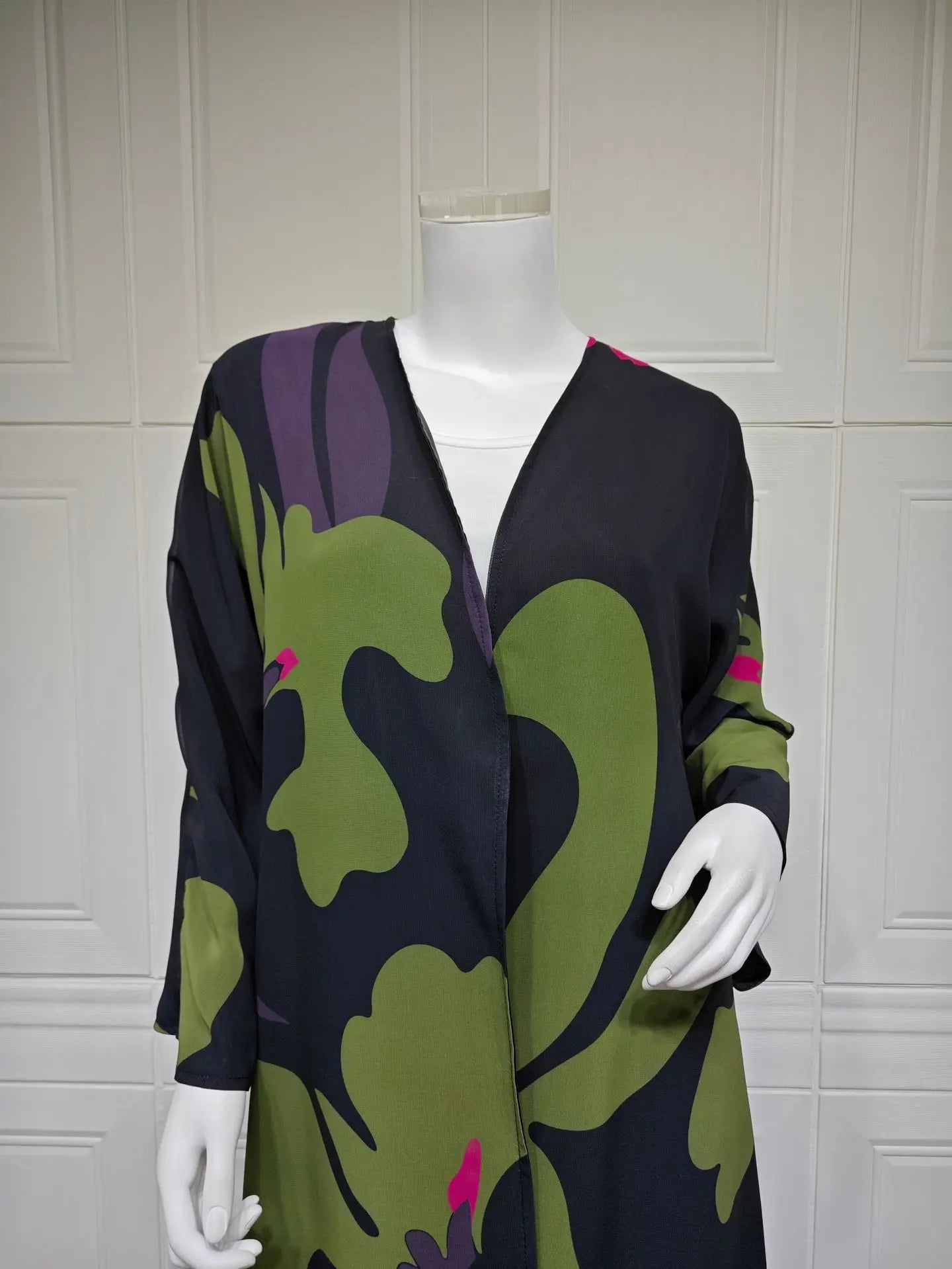 Dubai Floral Print Open Abaya – Long Sleeve Kaftan with Hijab