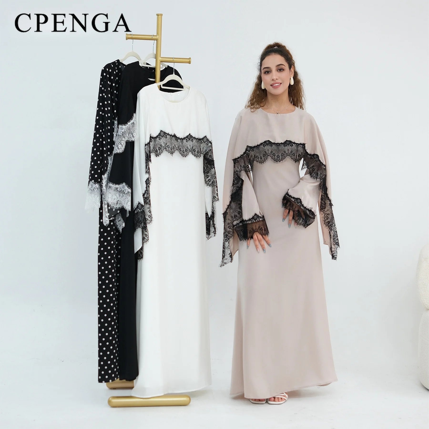 Luxury Lace Edge Abaya with Shoulder Patchwork & Waist-Cinching Design