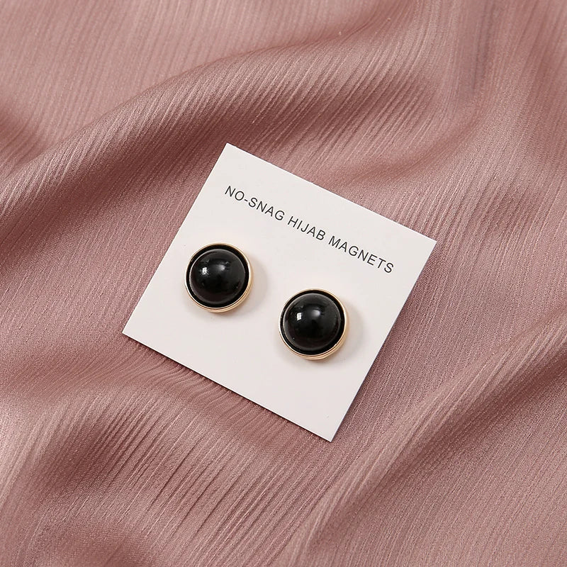 Strong Magnetic Hijab Pin – No Hole Scarf Clip
