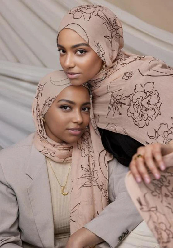 Watercolor Print Hijab – Soft Bohemian Floral Shawl Scarf