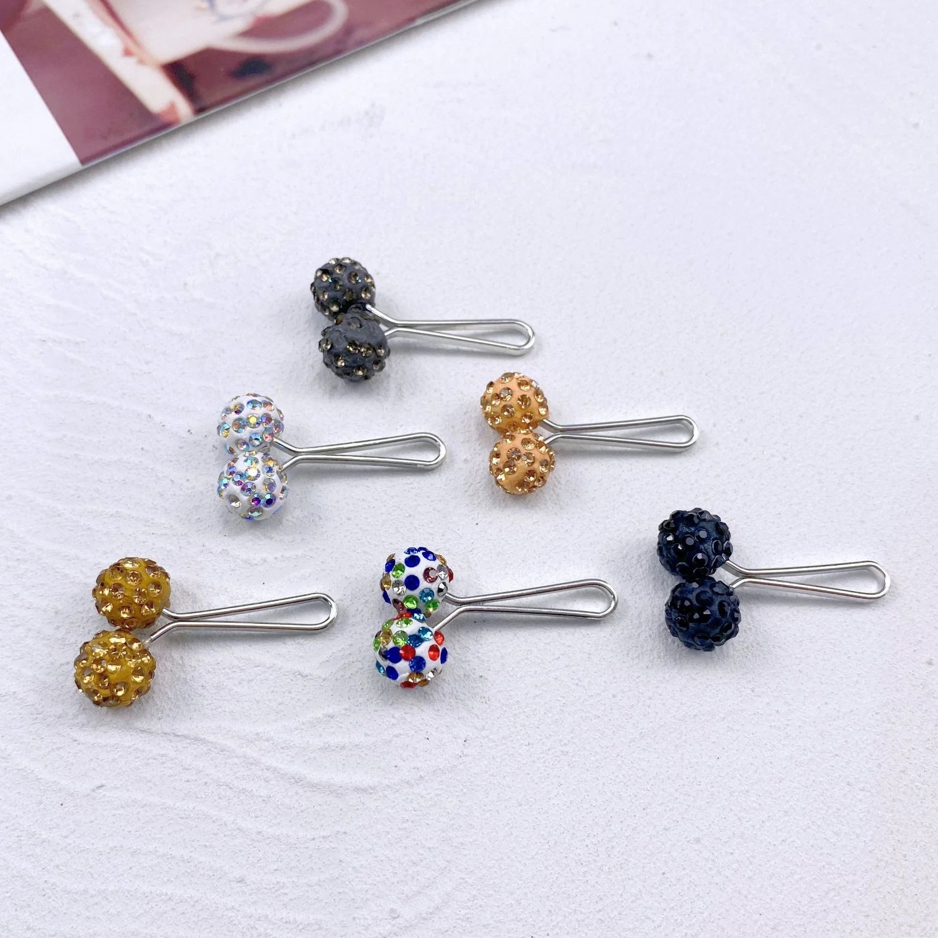 2-Piece Crystal U-Shaped Hijab Pins – Elegant Scarf Clips for Women