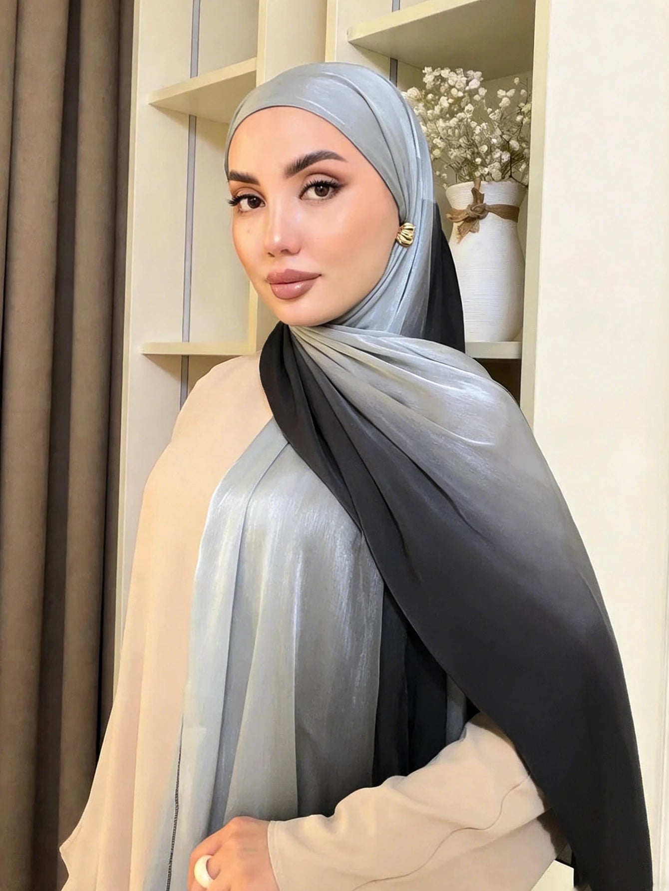 Luxury Two-Tone Gradient Satin Hijab – Elegant Shimmering Headscarf